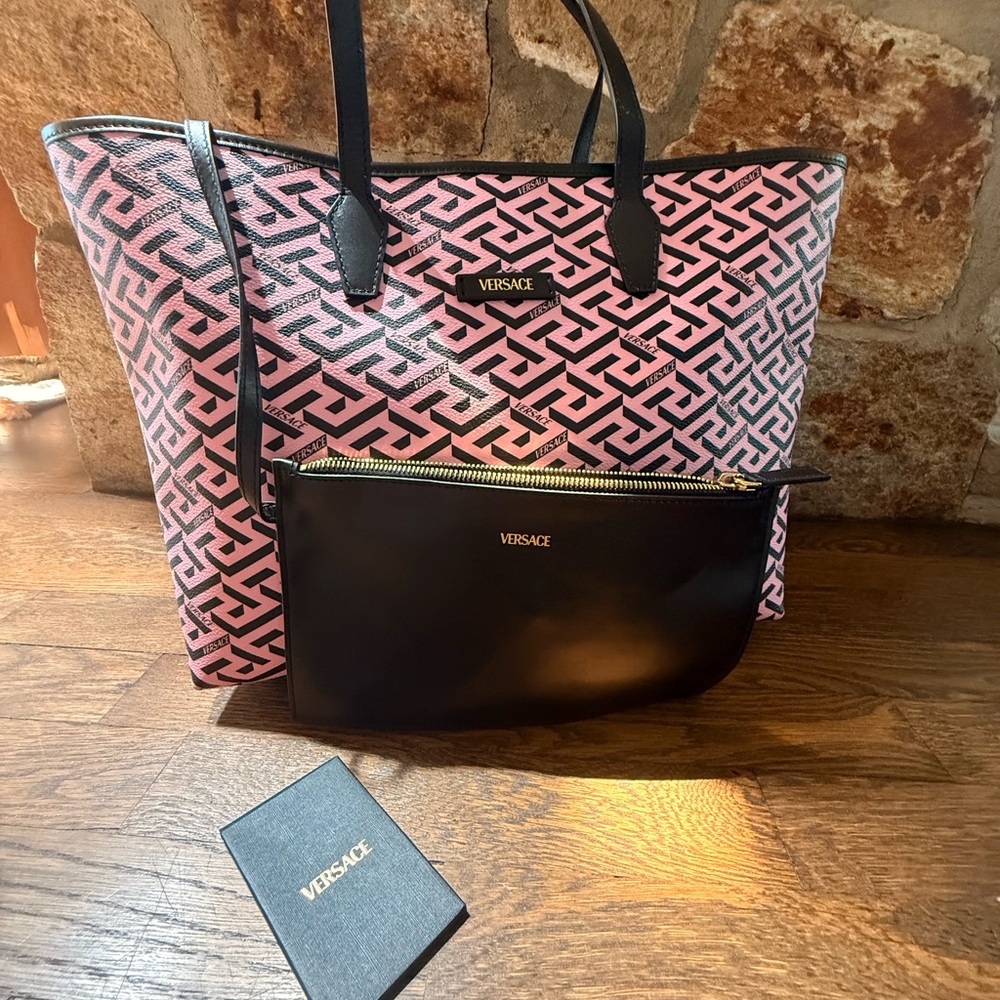 NEW Versace Geometric Pink and Black Tote with dust bag NWT AUTHENTIC - Picture 13 of 17